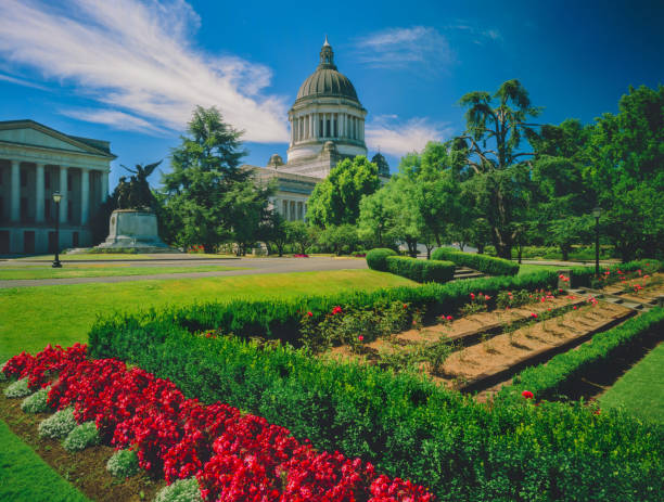 istock WASHINGTON STATE CAPITOL BUILDING AND GARDEN, OLYMPIA 1126023412