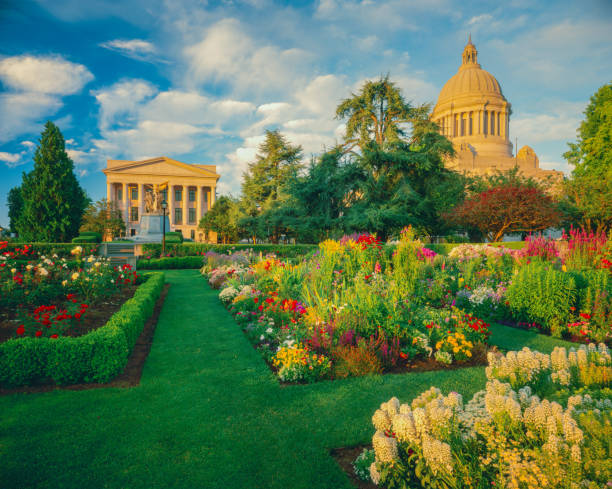 istock WASHINGTON STATE CAPITOL BUILDING AND GARDEN, OLYMPIA 1126024083