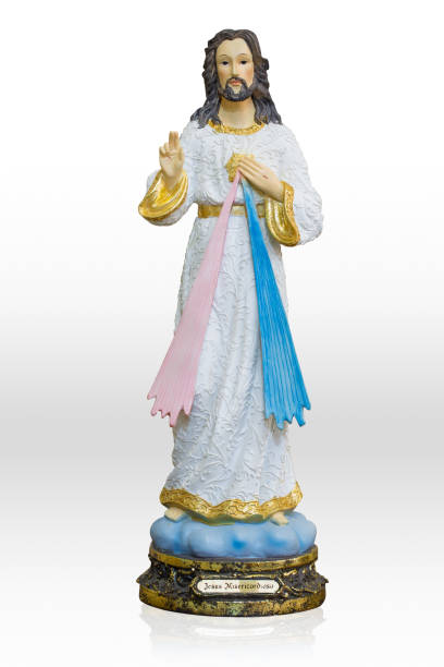 istock saints of the catholic church statue isolated on white 1126143485