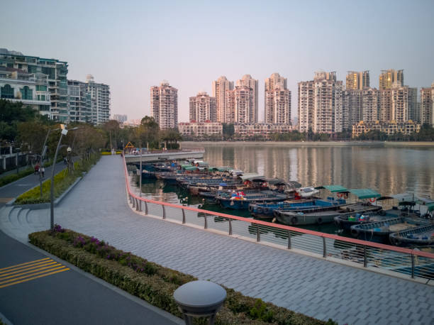 istock Shenzhen Quay in the early morning 1126144427