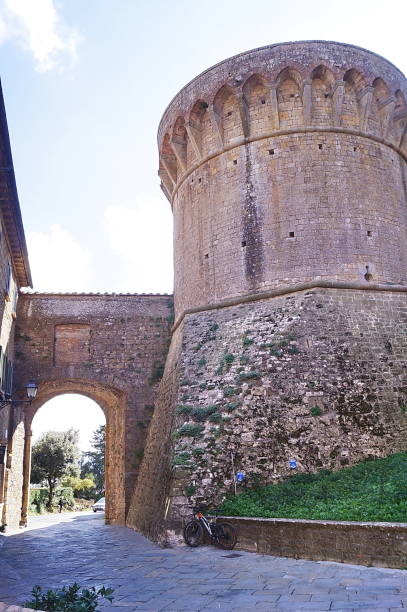 istock Medici fortress, Volterra 1126145329