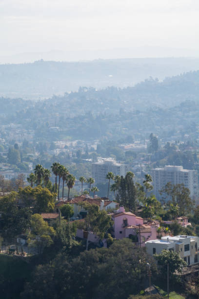 istock Pink home in the Los Angeles suburbs 1126148536
