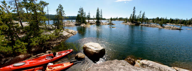 ユニオン貯水池 - stanislaus national forest ストックフォトと画像