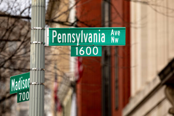 istock 1600 Pennsylvania Ave 1126195198