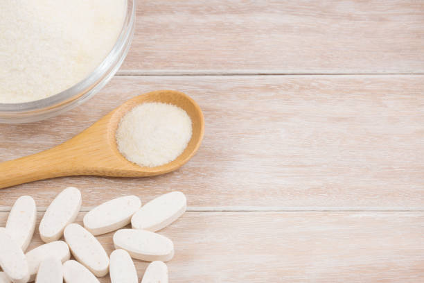 istock Pills and collagen protein powder - Hydrolyzed 1126241419