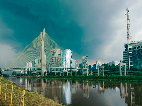 Wide shot of Pinheiros River in Sao Paulo