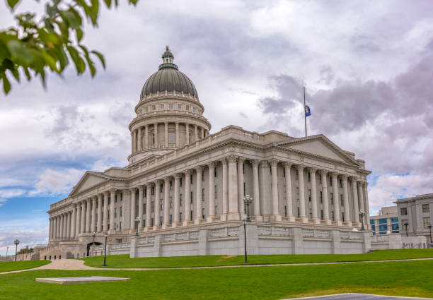 istock Utah State Capital Building with flag at half mast 1126316304