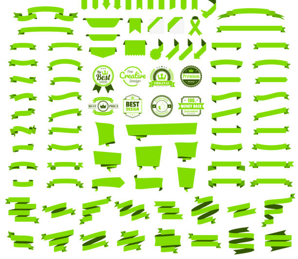 satz von grünen bändern, fahnen, abzeichen, etiketten - design-elemente auf weißem hintergrund - scroll shape stock-grafiken, -clipart, -cartoons und -symbole