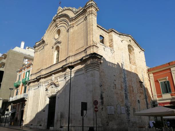 монополия - церковь сан-франческо - rose window assisi wall umbria стоковые фото и изображения