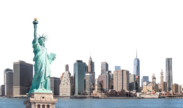 statua wolności z wieżowcem na dolnym manhattanie w nowym jorku - statue of liberty usa new freedom zdjęcia i obrazy z banku zdjęć