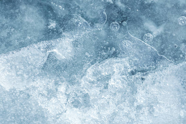 strukturierten hintergrund der kristall gefrorenes eisblock - ice crystal winter nature ice stock-fotos und bilder