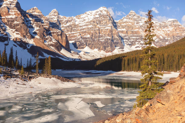 istock Moraine Lake in Banff National Park 1126504074
