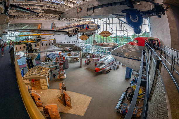 all'interno del nasm dello smithsonian institution, washington dc, usa - smithsonian institution foto e immagini stock