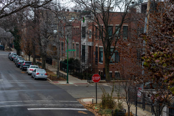 istock Residential Intersection in Wicker Park Chicago during Winter 1126563065