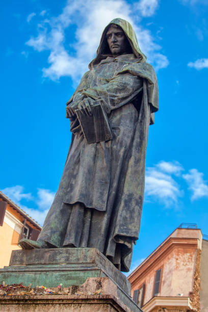 istock statue of Giordano Bruno 1126571862