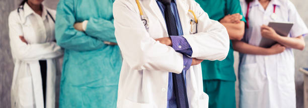 istock Healthcare people group. 1126584516