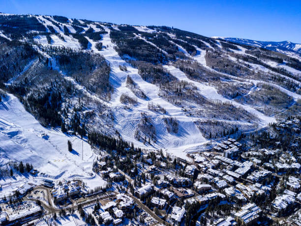 istock Winter View of Vail Mountain 1126598389