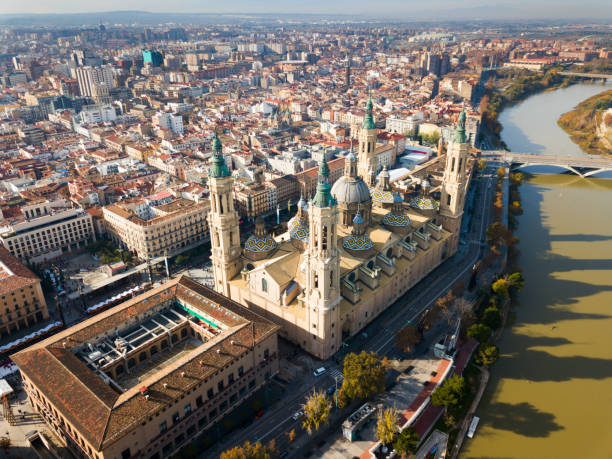 istock Cathedral Basilica in Saragossa 1126626406