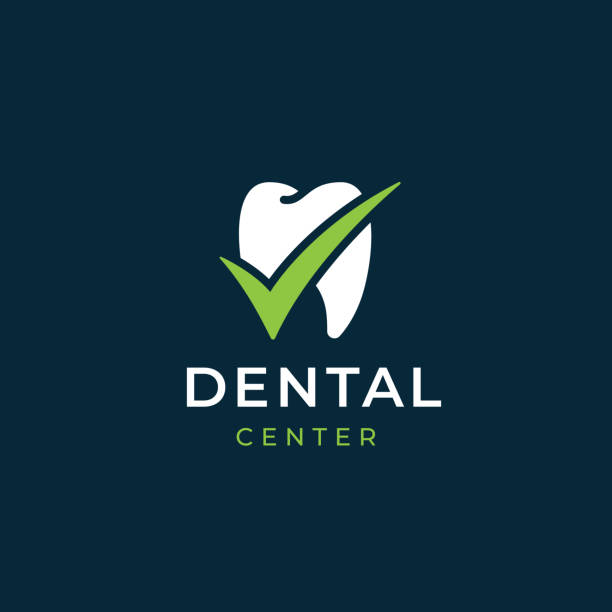 ilustraciones, imágenes clip art, dibujos animados e iconos de stock de diseño de logotipo moderno dentista mínimo. diente resumen compruebe el logotipo del icono de señal. clínica dental vector señal marca icono. - dentist dental hygiene dentist office dental equipment