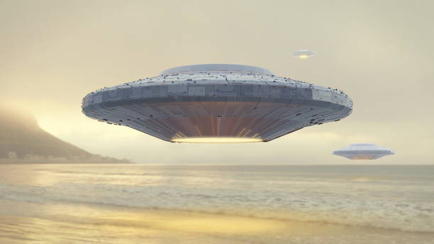 ufo, scena science fiction z obcym statkiem kosmicznym, pozaziemscy goście w latającym spodku nad oceanem - ufo landing zdjęcia i obrazy z banku zdjęć