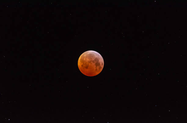 istock super wolf blood moon 21 of january 2019 1126693234