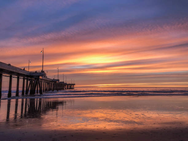 istock Sunset over the Pacific Ocean in Los Angeles, CA 1126728088