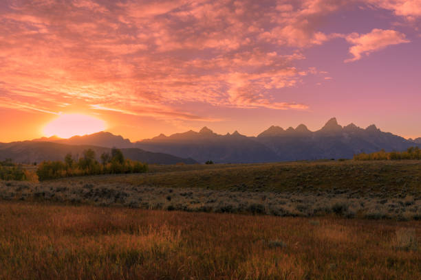 istock Scenic Sunset in the Tetons in Autumn 1126791726