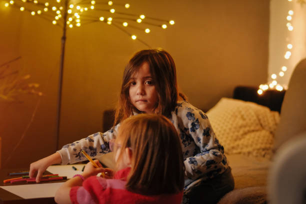 istock Small group of kids playing and drawing 1126806187
