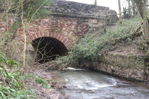 istock Great British Rivers, Bridges, Countryside 1126846769