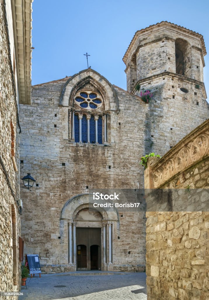Église de San Vicente de Besalu, Espagne - Photo de Antique libre de droits