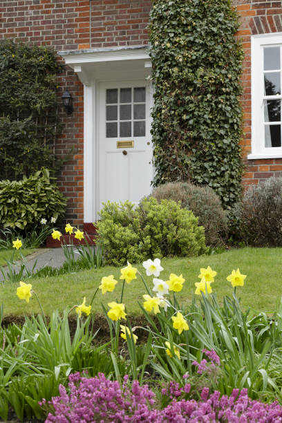istock Front garden of a house 1126875433