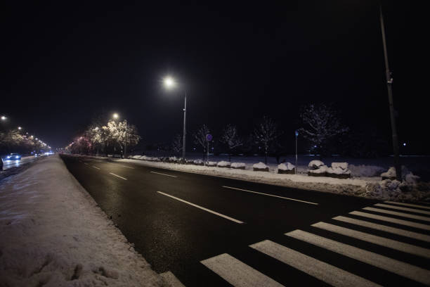 istock Night with snow in city, Belgrade, Serbia 1126877248