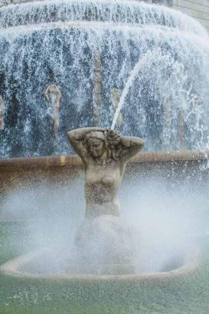 istock a siren fountain 1126886016