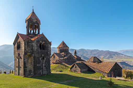 Monasterio de Haghpat y la iglesia en Armenia photo