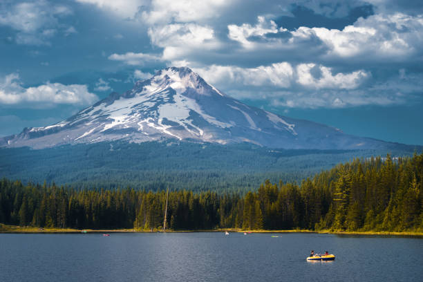 istock Spring morning with the reflection of Mt. Hood, OR 1126948671