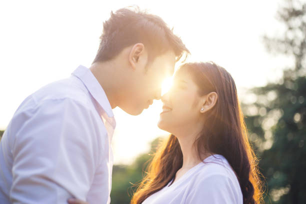 istock Kissing on Valentine's day 1126963600