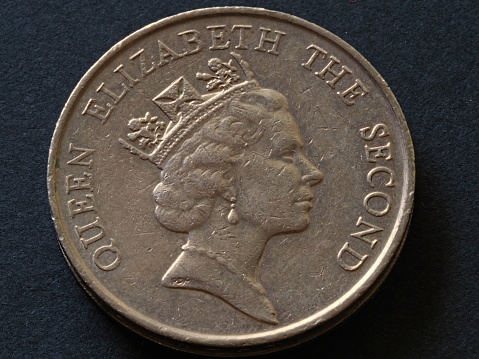 Nickel coin of one dollar : Hong Kong,  portrait of Elizabeth II, \