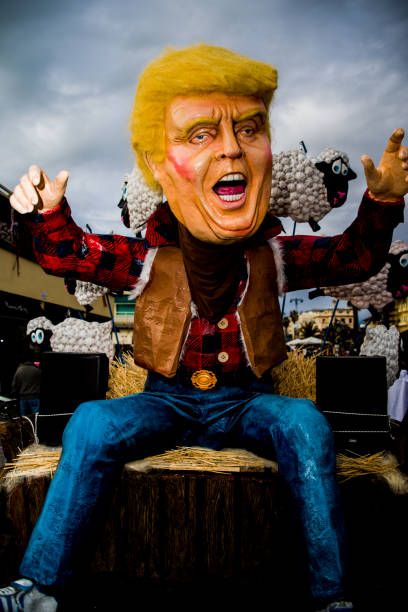 viareggio's carnival - donald trump presidente dos estados unidos imagens e fotografias de stock