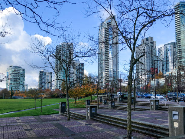 istock Yaletown from David Lam Park 1126988459