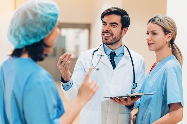 istock Discussion in the hospital 1126999800