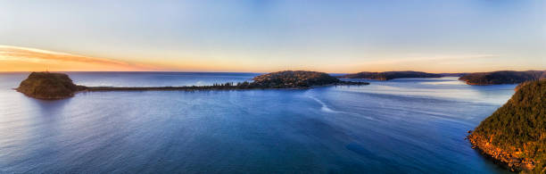 d west head 2 barrenj pan - sydney australia australia new south wales lookout tower photos et images de collection