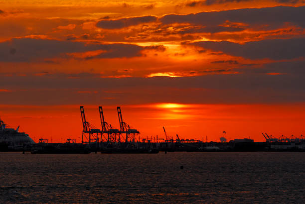 istock New York Harbor at Sunset 1127060610