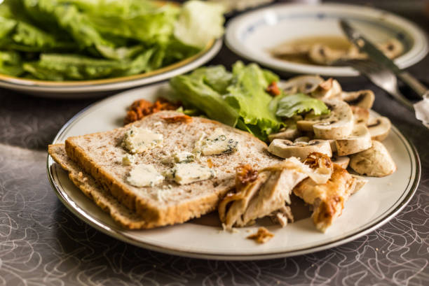 sandwich toast grilled with cheese and tomatoes
