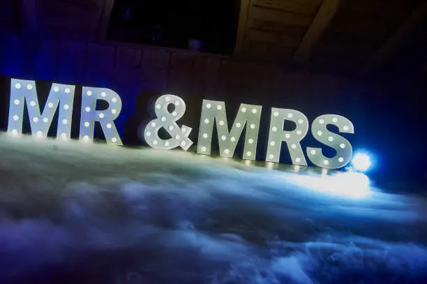 Mr and Mrs / Mr & Mrs Wedding Sign