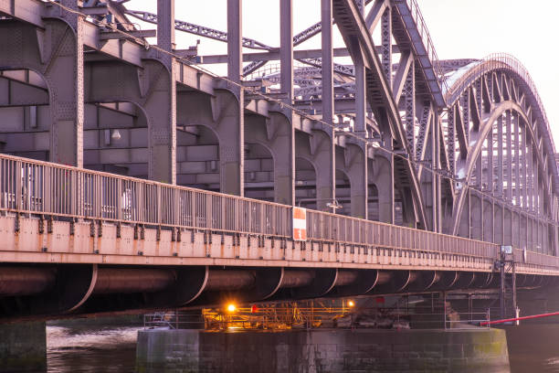 istock A metal bridge over the Elbe 1127091419