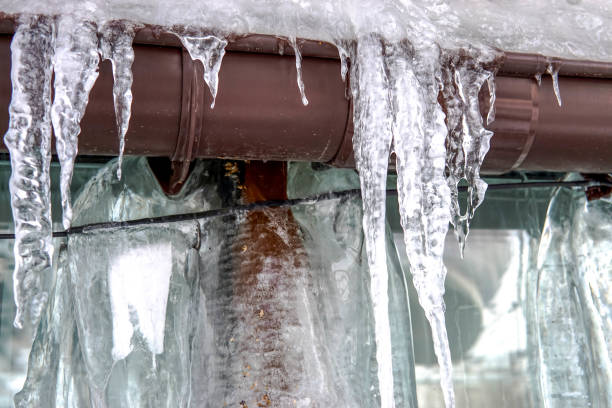 istock Very large icicles close up photo 1127117705
