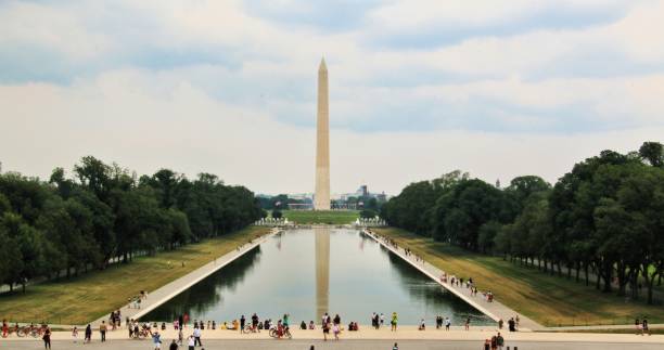 istock A view of the Washington Monument 1127158772