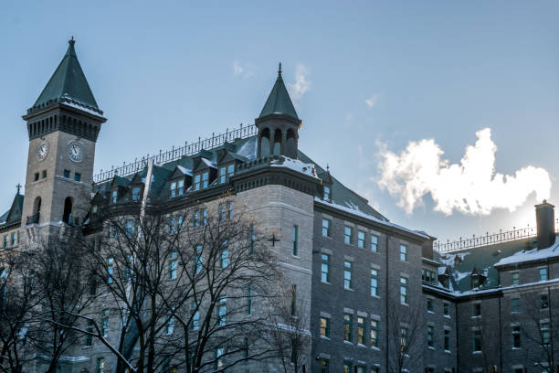 istock Old Quebec city streets at sunrise. 1127161827