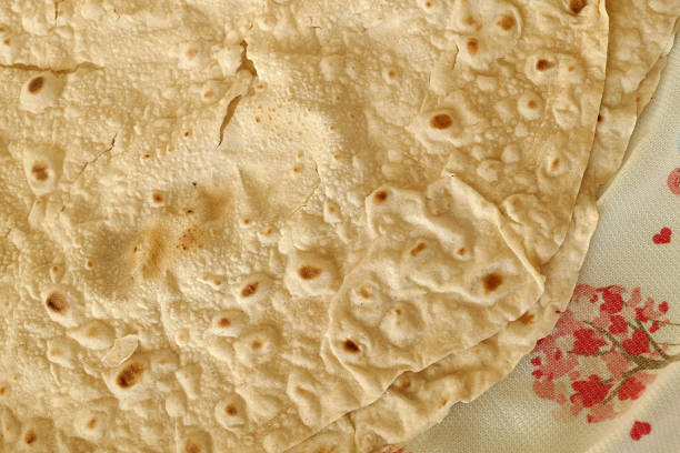 istock new thin yufka bread, world bread varieties, wheat yufka bread, 1127168987