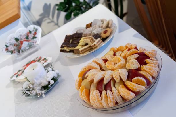 istock Bowl full of fruit. 1127175199